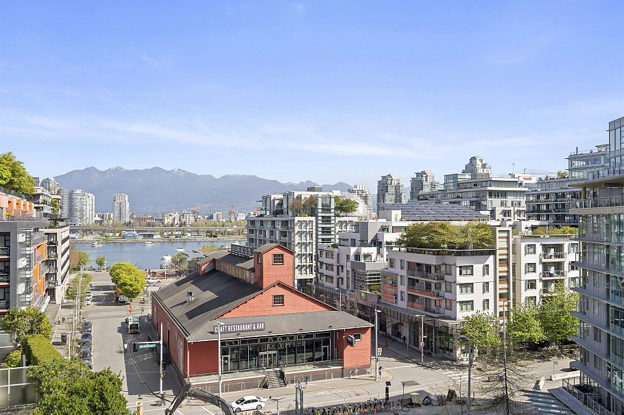 908 1783 Manitoba Street Vancouver, BC - 17