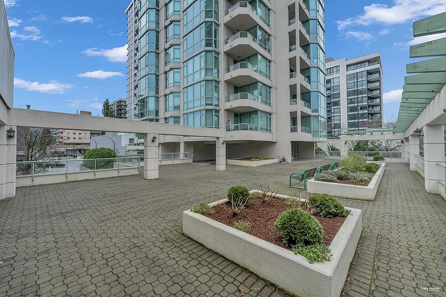 801 140 E 14 Street North Vancouver, BC - 36