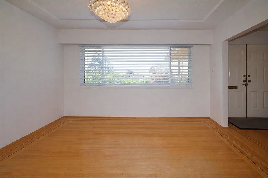 1563 E 59th Avenue Vancouver, BC - 9