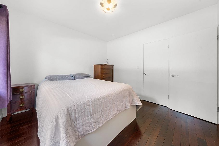 2195 Cortell Street North Vancouver, BC - 31