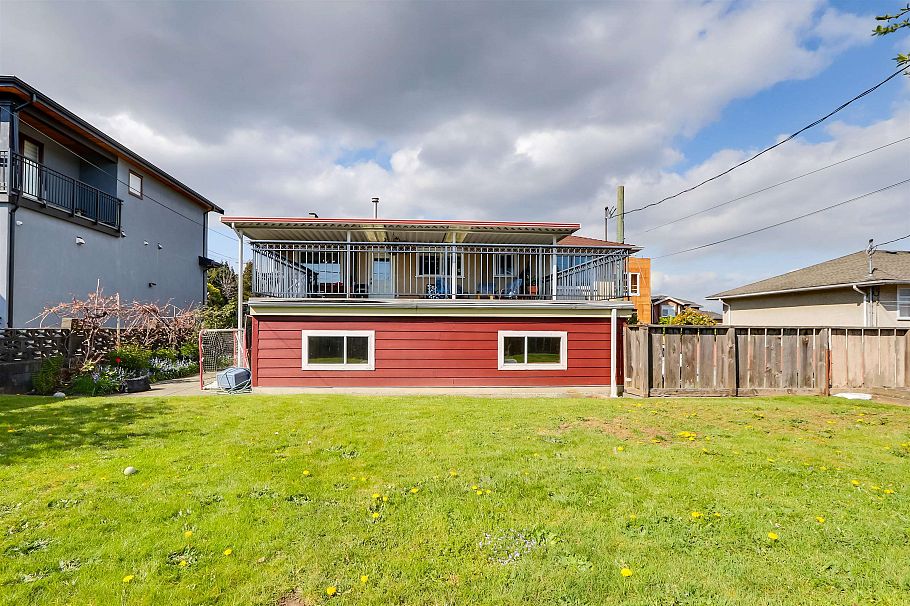 3712 Fir Street Burnaby, BC - 19