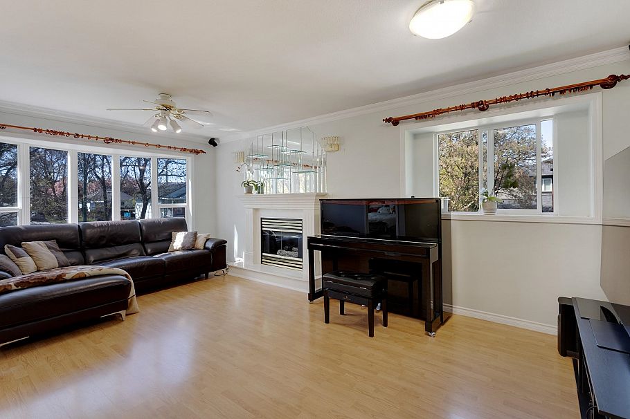 4708 Inverness Street Vancouver, BC - 3