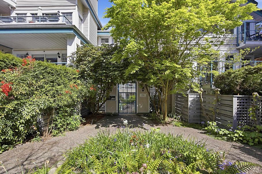 106 735 W 15th Avenue Vancouver, BC - 2