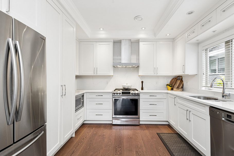 2 158 W 13th Avenue Vancouver, BC - 5