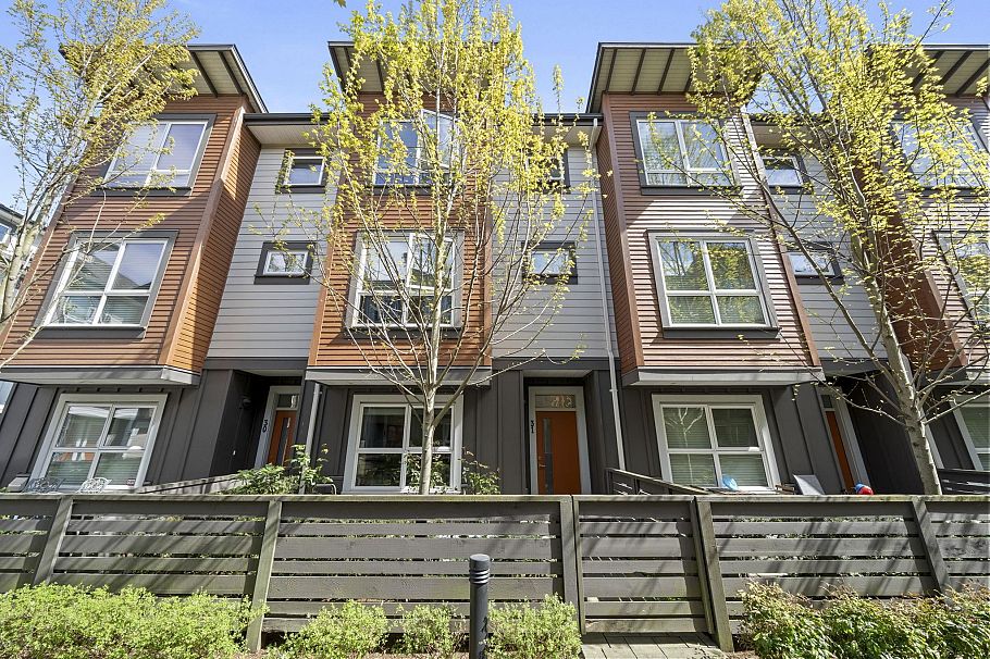 31 10311 River Drive Richmond, BC - 1