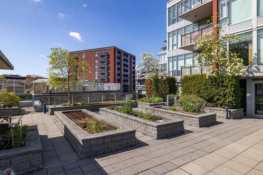 501 2321 Scotia Street Vancouver, BC - 28