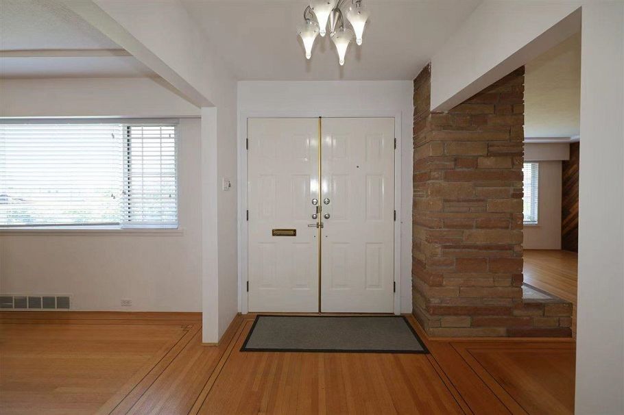 1563 E 59th Avenue Vancouver, BC - 8