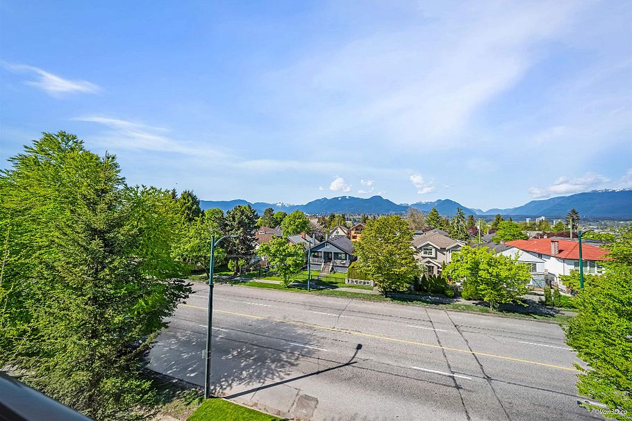 1 2636 Mcgill Street Vancouver, BC - 21