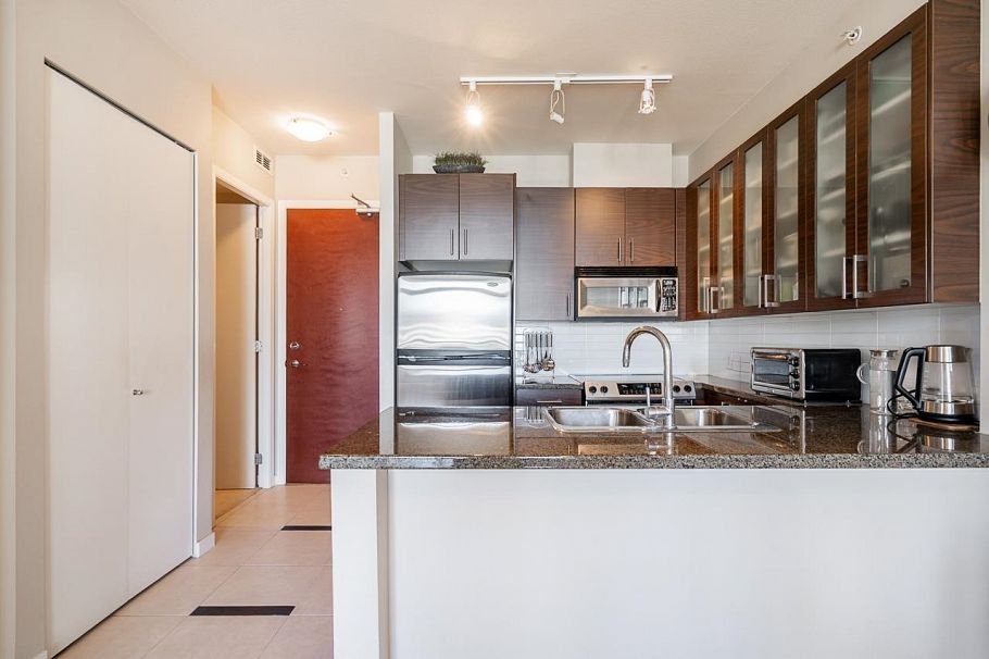 905 2345 Madison Avenue Burnaby, BC - 13