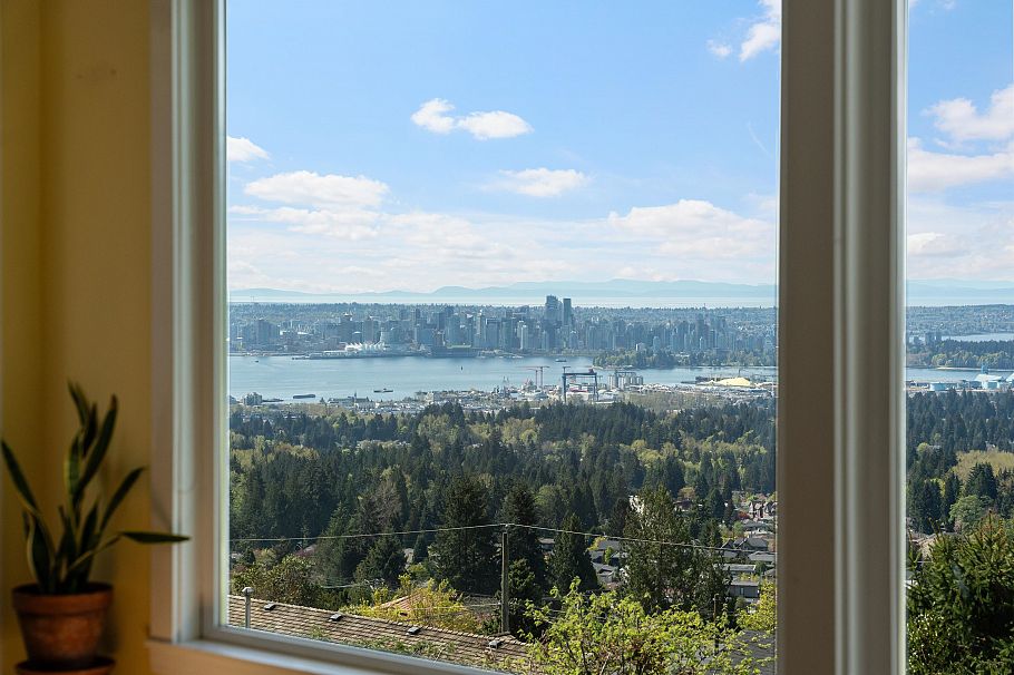 353 Newdale Court North Vancouver, BC - 23