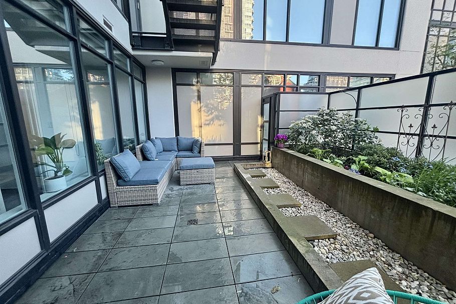 201 1788 Ontario Street Vancouver, BC - 2