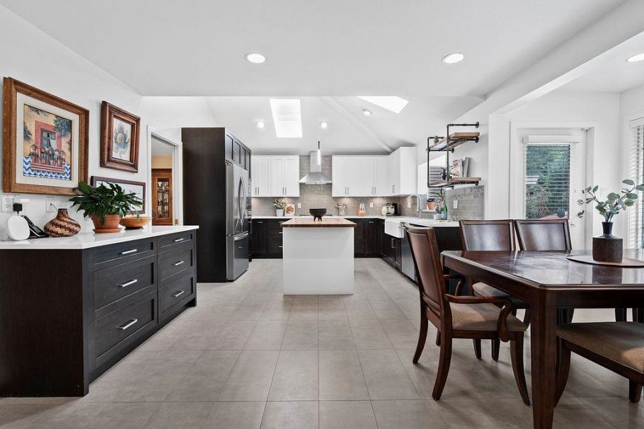 1659 Orkney Place North Vancouver, BC - 12