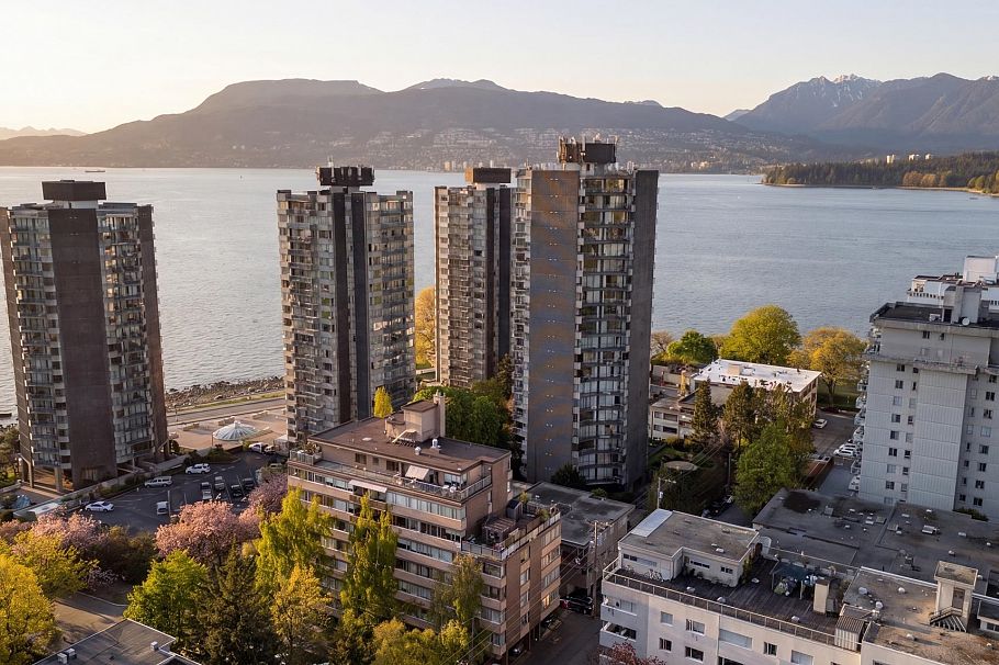 602 1315 Cardero Street Vancouver, BC - 31