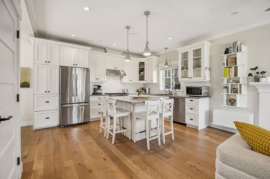 947 E 21st Avenue Vancouver, BC - 6