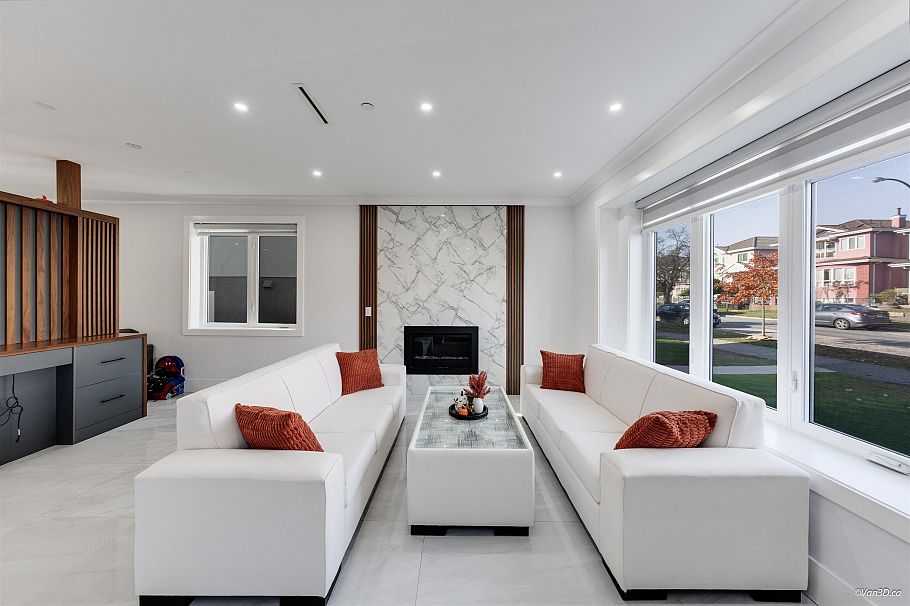 1 926 E 58th Avenue Vancouver, BC - 3