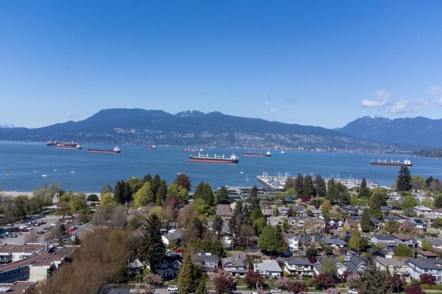 109 3875 W 4th Avenue Vancouver, BC - 3