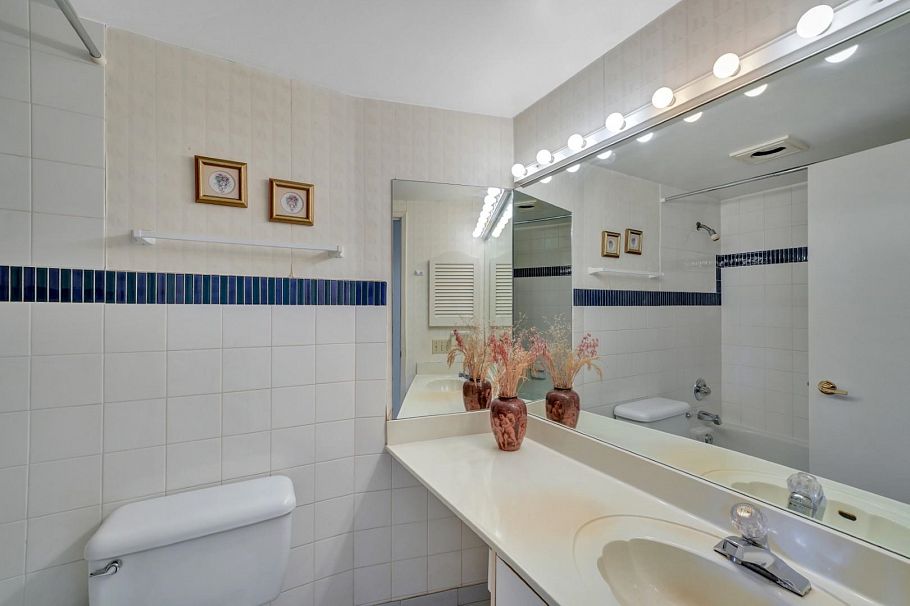 211 1210 W 8th Avenue Vancouver, BC - 18