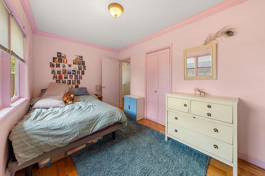 2010 Mackay Avenue North Vancouver, BC - 19