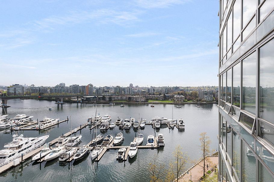 1201 1228 Marinaside Crescent Vancouver, BC - 21