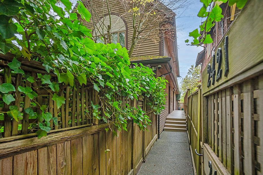 2421 Trafalgar Street Vancouver, BC - 29