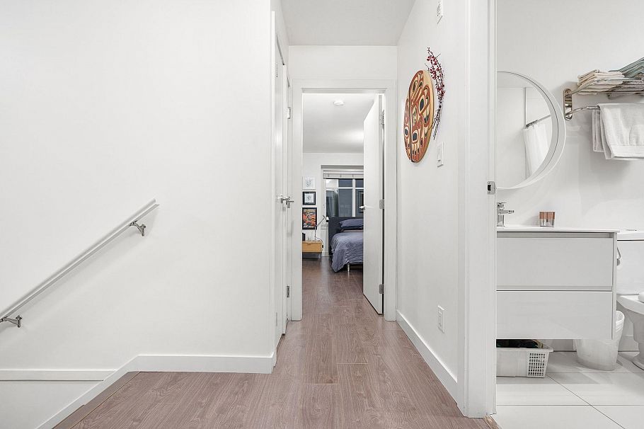 307 2135 Heritage Park Lane North Vancouver, BC - 18