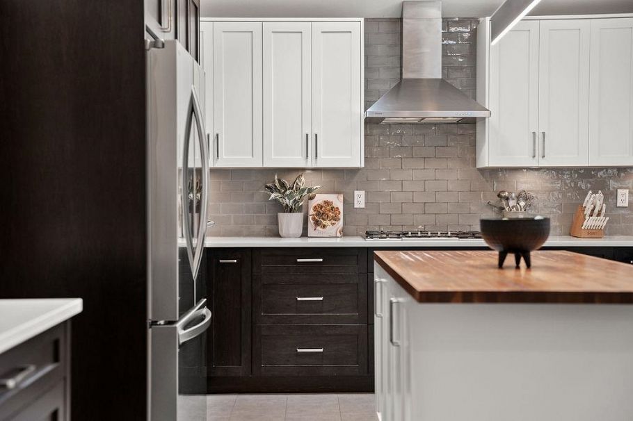 1659 Orkney Place North Vancouver, BC - 8