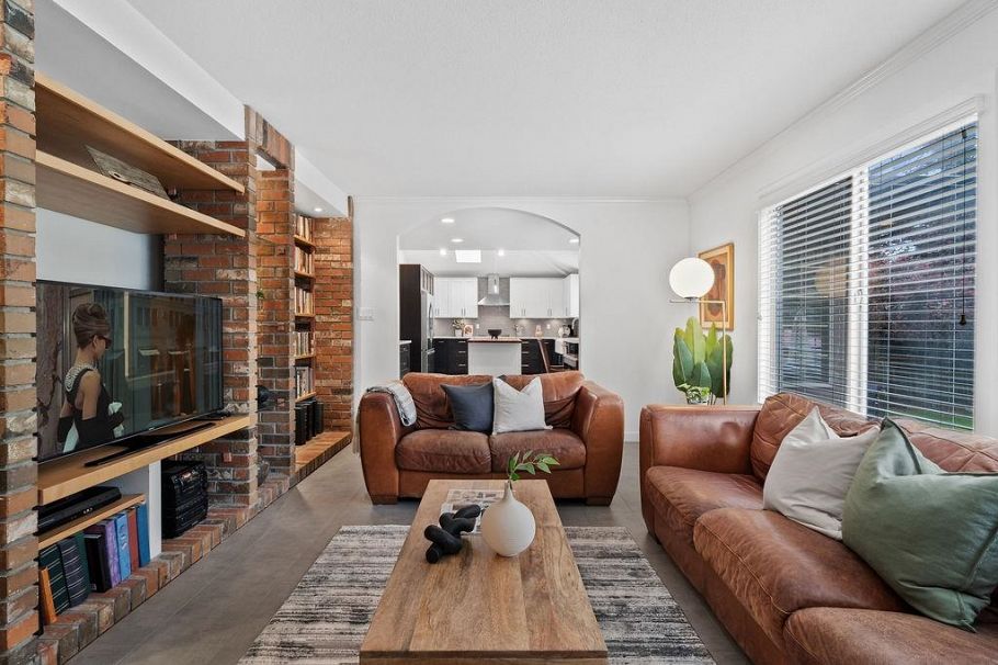 1659 Orkney Place North Vancouver, BC - 16