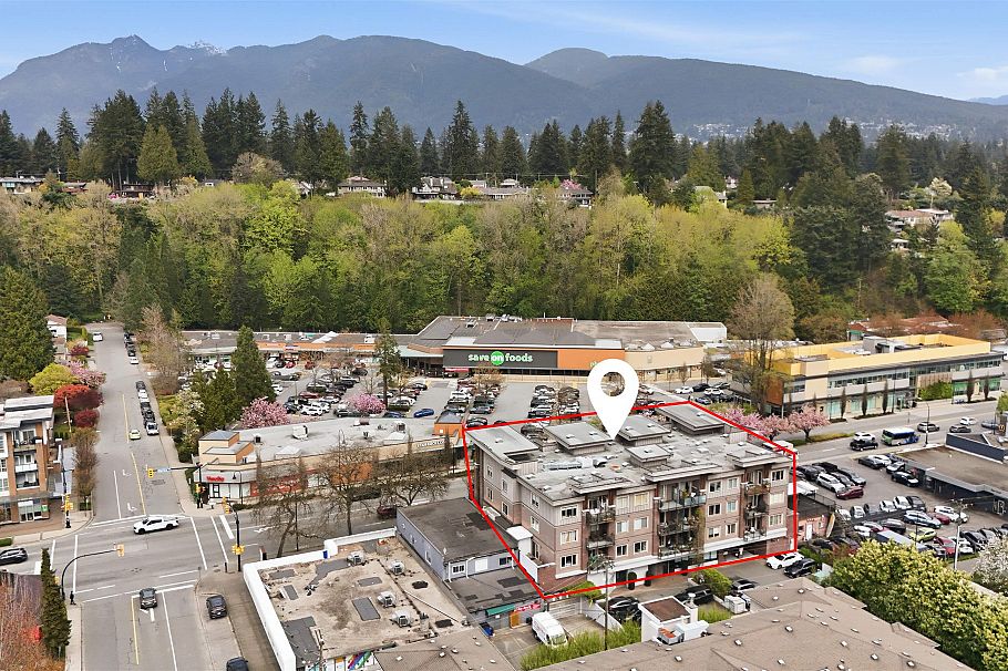 204 1273 Marine Drive North Vancouver, BC - 32