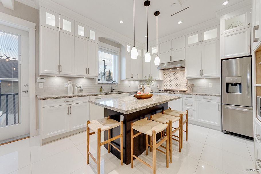 3582 Franklin Street Vancouver, BC - 8