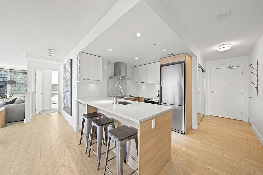 908 1783 Manitoba Street Vancouver, BC - 6