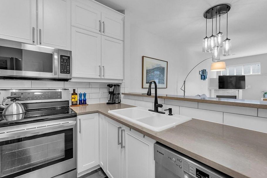 303 2525 Quebec Street Vancouver, BC - 16