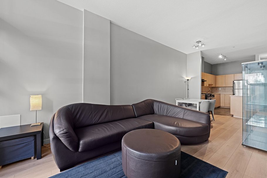 102 2102 W 38th Avenue Vancouver, BC - 21