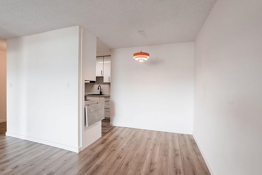 329 710 E 6th Avenue Vancouver, BC - 6
