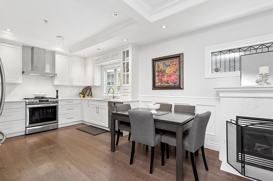 2 158 W 13th Avenue Vancouver, BC - 8