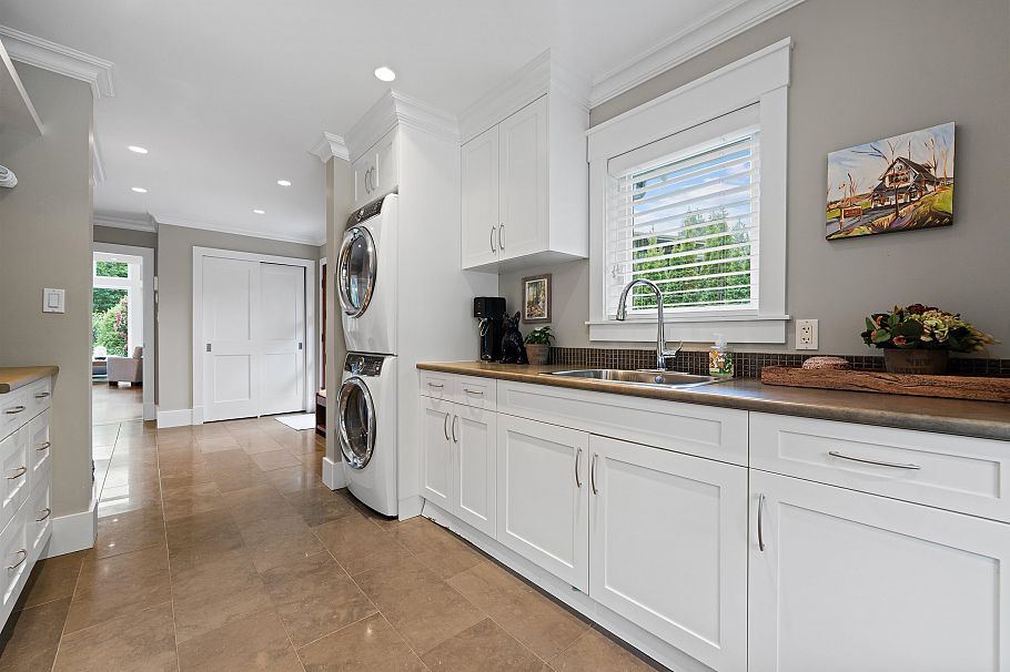 4390 Cheviot Road North Vancouver, BC - 17