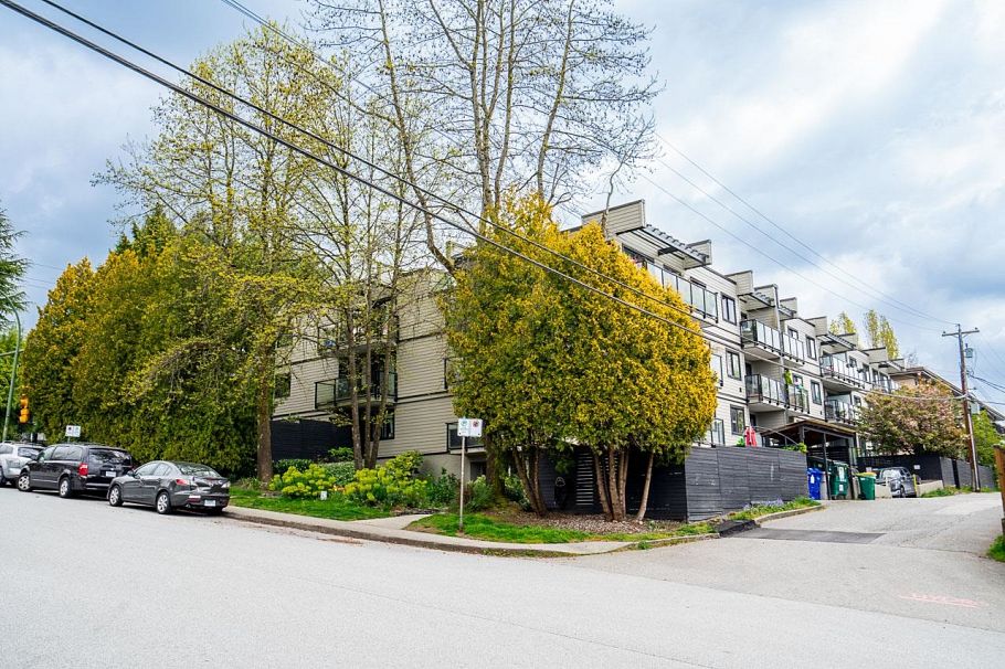 309 240 Mahon Avenue North Vancouver, BC - 18