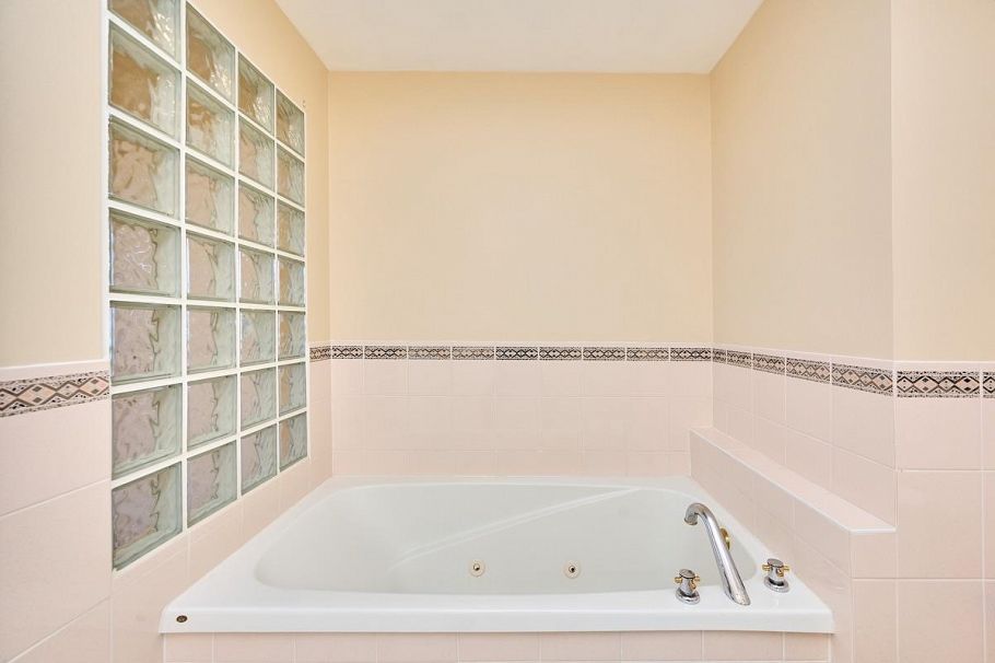 17F 6128 Patterson Avenue Burnaby, BC - 16