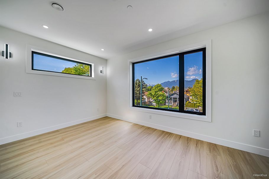 1 2636 Mcgill Street Vancouver, BC - 16