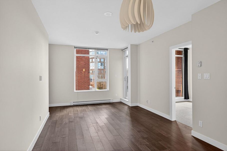 501 2321 Scotia Street Vancouver, BC - 10