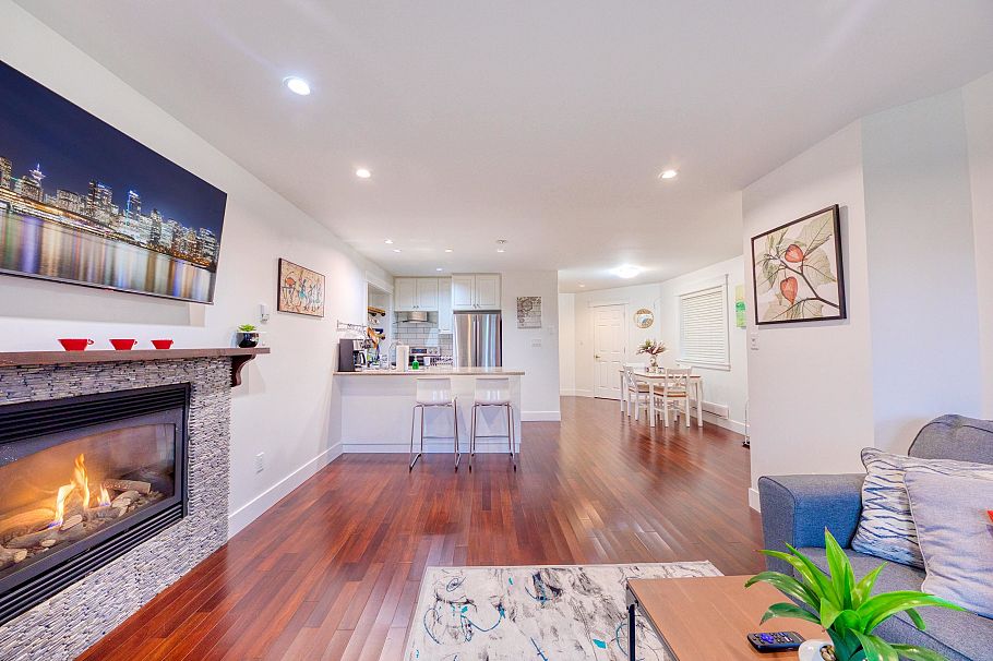 318 W 18th Street North Vancouver, BC - 22