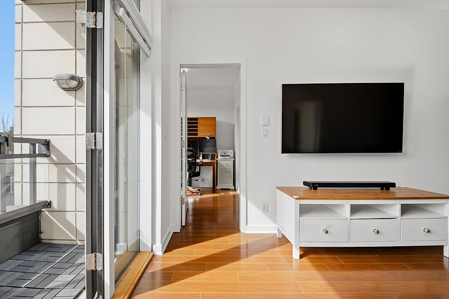 302 4479 W 10th Avenue Vancouver, BC - 11