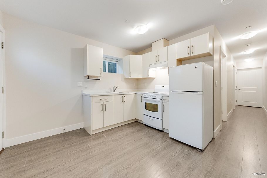 3582 Franklin Street Vancouver, BC - 20