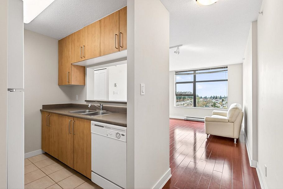 2502 5380 Oben Street Vancouver, BC - 4