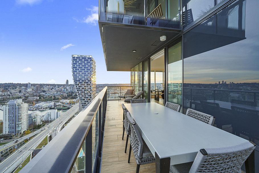 3503 1335 Howe Street Vancouver, BC - 12