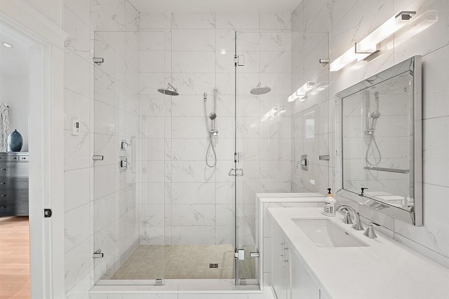 1008 E 14th Avenue Vancouver, BC - 19