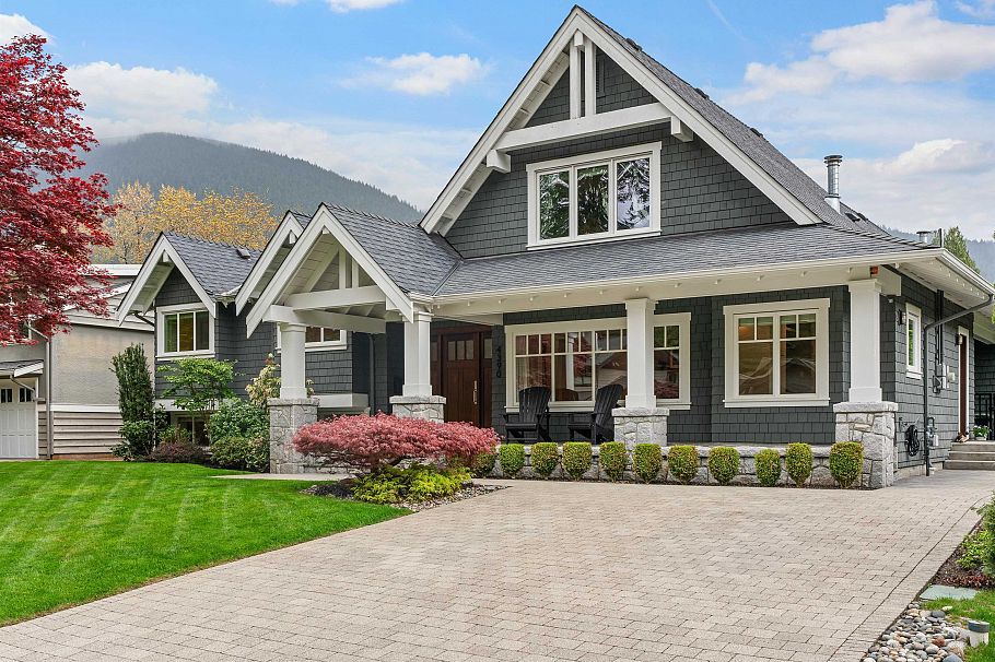 4390 Cheviot Road North Vancouver, BC - 1