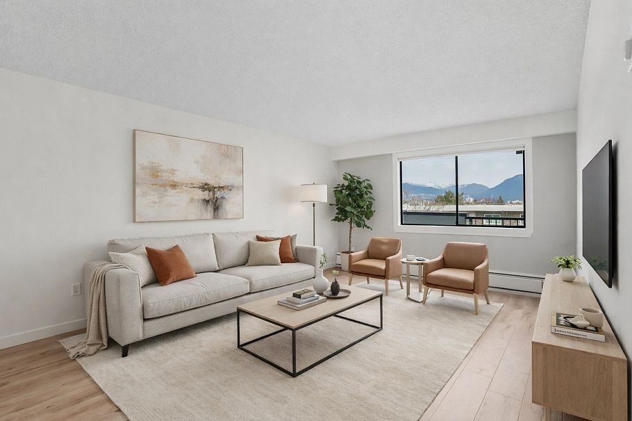 329 710 E 6th Avenue Vancouver, BC - 1