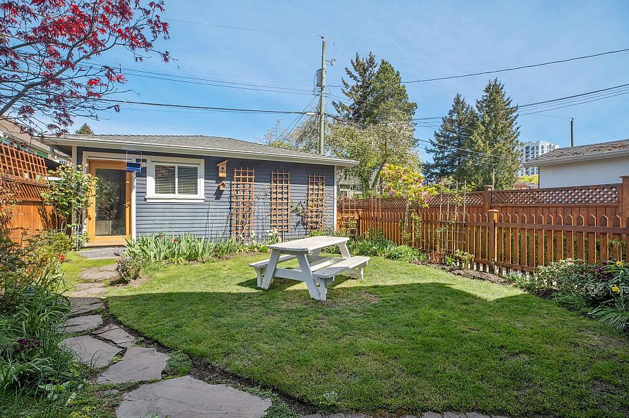 947 E 21st Avenue Vancouver, BC - 35