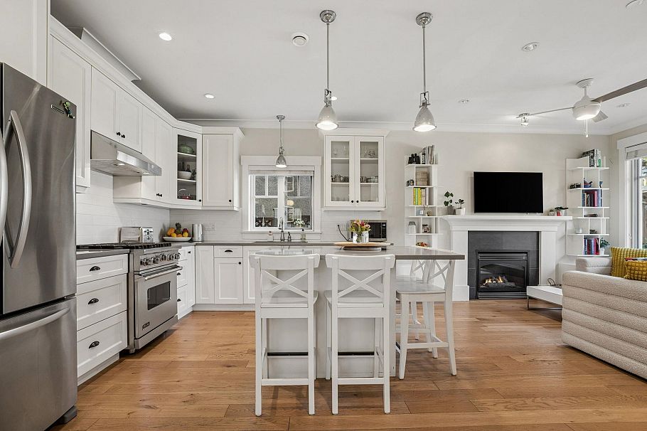 947 E 21st Avenue Vancouver, BC - 8