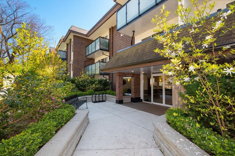 302 2250 Oxford Street Vancouver, BC - 3